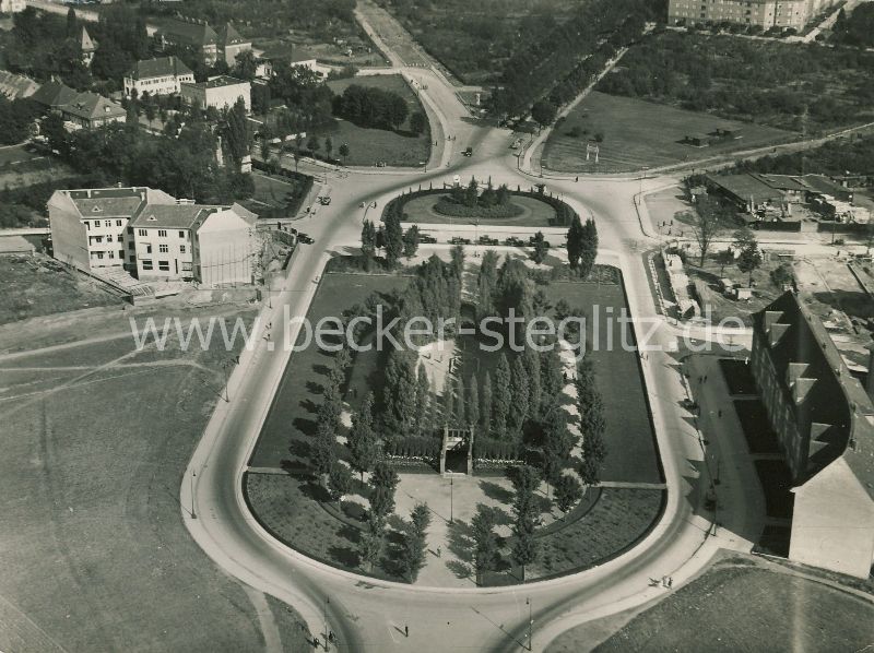 Breitenbachplatz ca. 1920